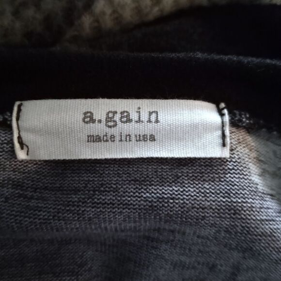 A.GAIN BLACK, CAMO, & FLORAL OVERSIZED PULLOVER SZ.S EUC - Picture 5 of 6